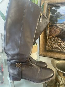 Tory Burch Boots Size. 6.0 US Color Brown 
