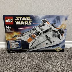 Lego Star Wars  UCS Snowspeeder (75144)  New & Sealed