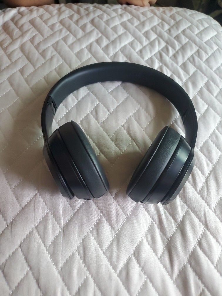 BEATS SOLO 3 WIRELESS