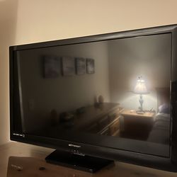 32” Emerson TV
