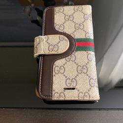 Gucci Phone Case Wallet.