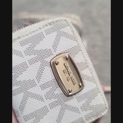 Michael Kors Wallet And Purse