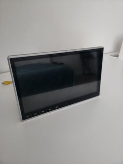 Car Stereo Multimedia System - For Repair or Parts