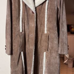 Suede  Coat with Fleece Lining and Notched Lapel 1970s