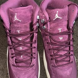 Air Jordan 12 Bordeaux