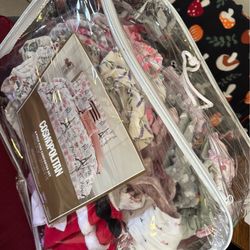 Big bag of Baby girl clothes 3-12 months