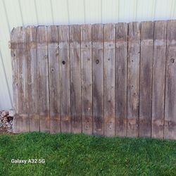 Cedar Fence  4 Sections 