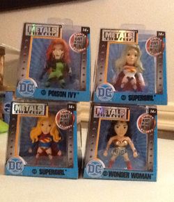 Metals Die Cast 2.5"'Figures