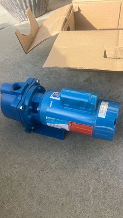 https://offerup.co/faYXKzQFnY?$deeplink_path=/redirect/ ORIGINAL Box.   SPRINKLER PUNP