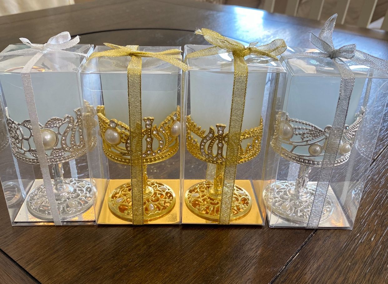 ✨ Luxury Candle Holder – Christmas Décor (Gold or Silver)