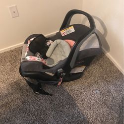 car seat for new born.   