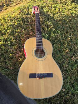 Vintage suzuki guitar from Japan