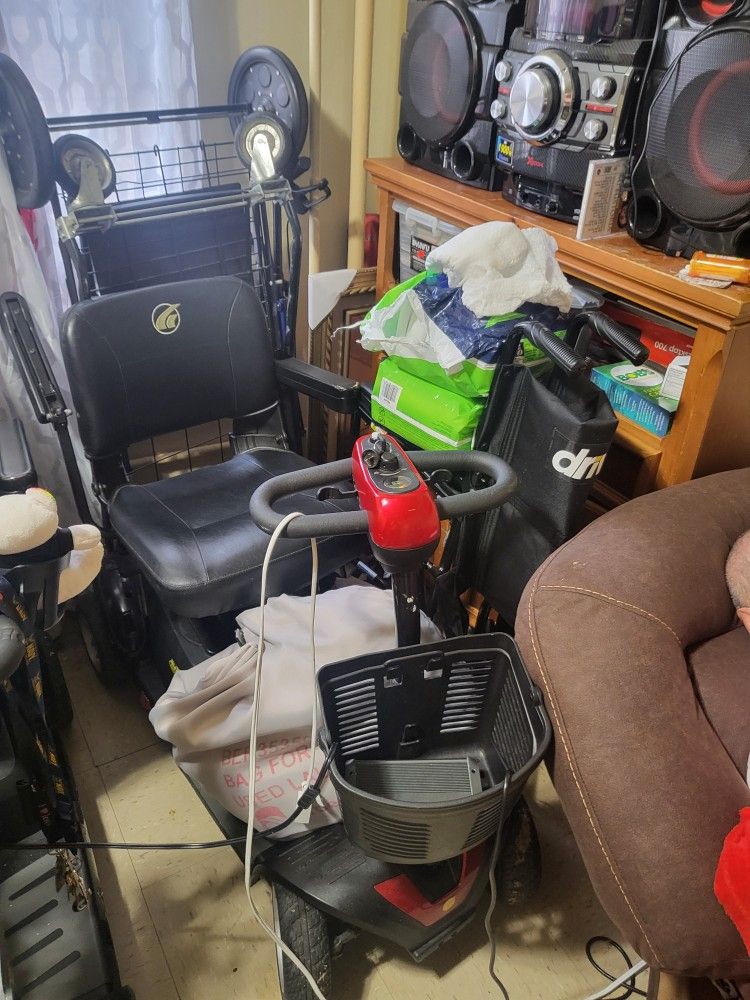 GREAT SCOOTER IN GREAT CONDITION