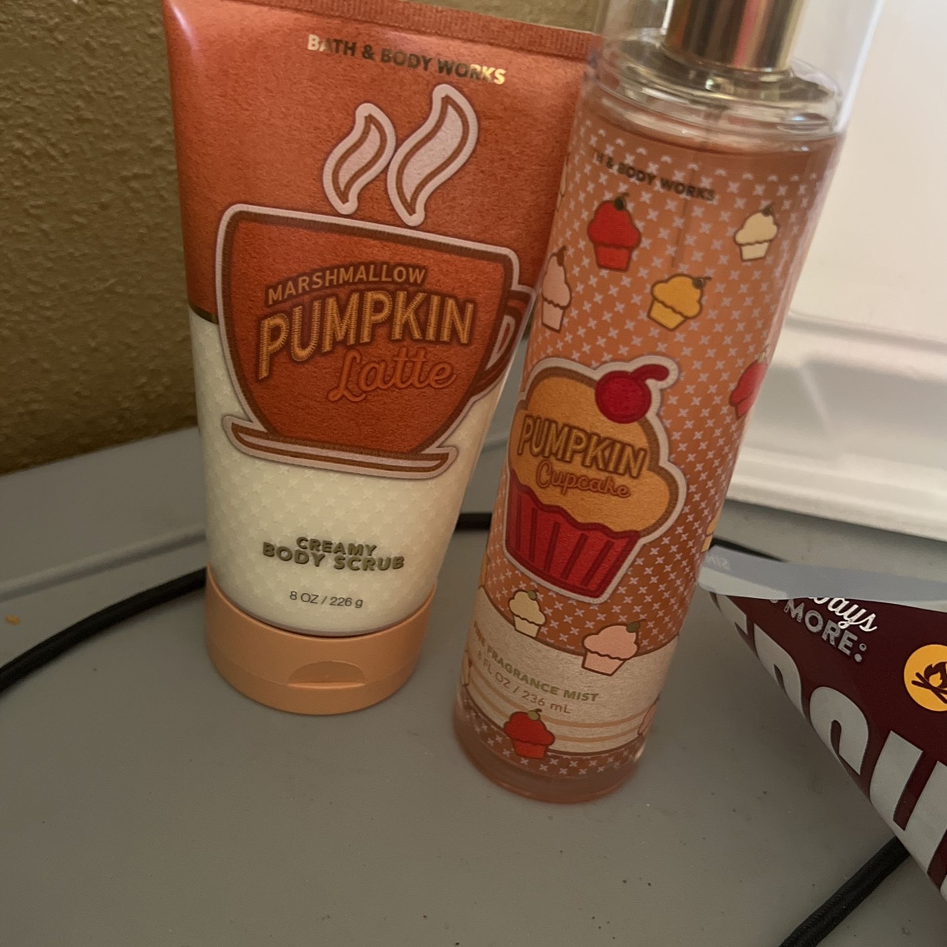 Pumpkin Cupcake And Marshmallow Pumpkin Latte