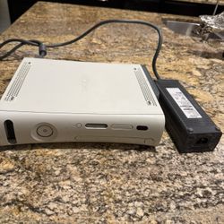 Official Microsoft Xbox 360 60GB Console & Wires! ~ Works Great! Fast Shipping!