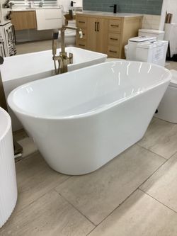 59” bathroom freestanding bathtub in white color with steel frame with legs new ready for pick up today