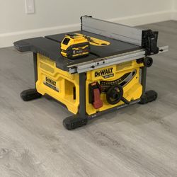 Dewalt Table Saw Cordless With 6 Ah Battery 