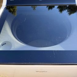 Whirpool Cabrio Top Load 5.3 Cu Ft!!