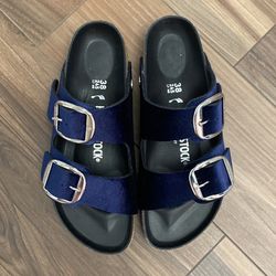 Women’s Birkenstock Arizona Big Buckle Blue Velvet Sandal Size 38/8-7.5