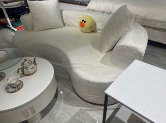 MODERN SECTIONAL