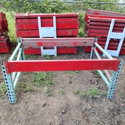 4 ft Pallet Racking Interlake comes with 4 Pieces 