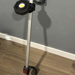 Icon Hood Flash Light