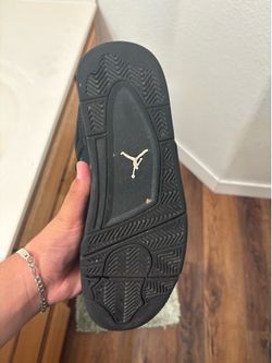 Jordan 4 size 10