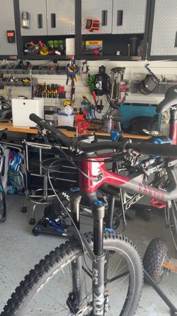 Canyon G5 carbon bars and stem ** $145 OBO**