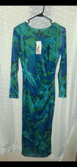 Pretty Garden long sleeve bodycon dress in size (S)