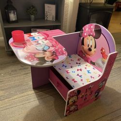 Minnie Mouse Table
