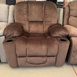 Wide Rocker Recliner