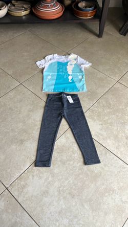 Old Navy Toddler Girl’s Elsa Frozen T-shirt and Leggings, Size 3t, 4t