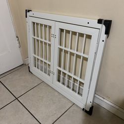 Adjustable Dog Gate / Baby Gate – Hardware Included