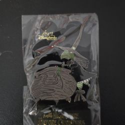 Nightmare Before Christmas Witch Pin