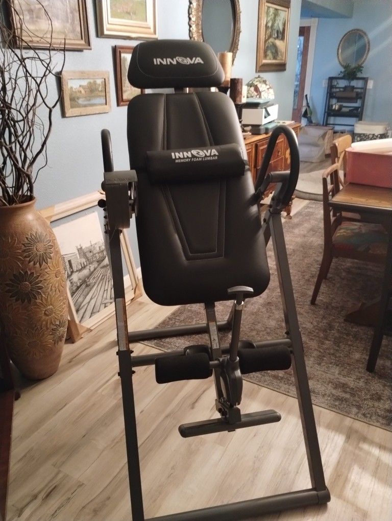 INNOVA Inversion Table