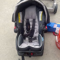 Graco Baby Car Seat 