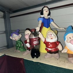 Snow White And The 7 Dwarfs 