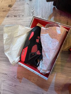 Jordan 4 (Crimson) 