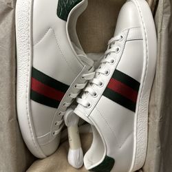 Women’s Ace Gucci Sneakers Size 8.5