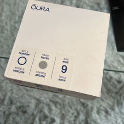 Oura Ring Barely Used- No Charger