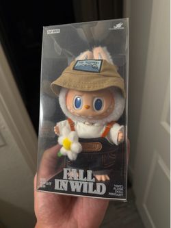 Labubu Fall In Wild