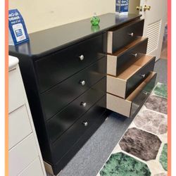 8 drawers dresser / Five drawers dresser / Cajonera