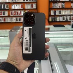 iPhone 15 pro max 256(unlocked)