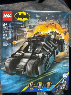 Batman™ Tumbler vS. Two-Face™ & The Joker™ Lego set NEW!