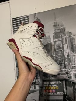 Jordan 6 MAROON SZ 10