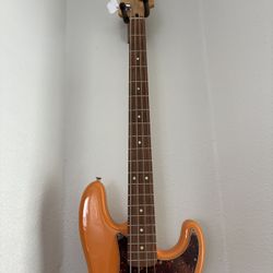 Fender P Bass Orange