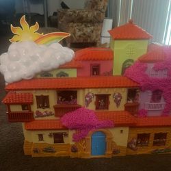 Encanto House and Characters