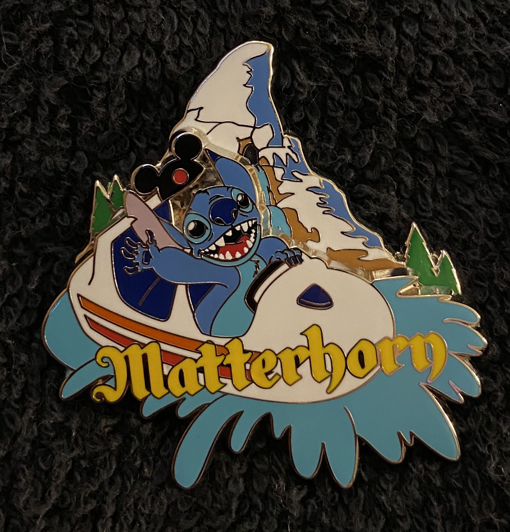 Disney Pin #730, Matterhorn, Stitch