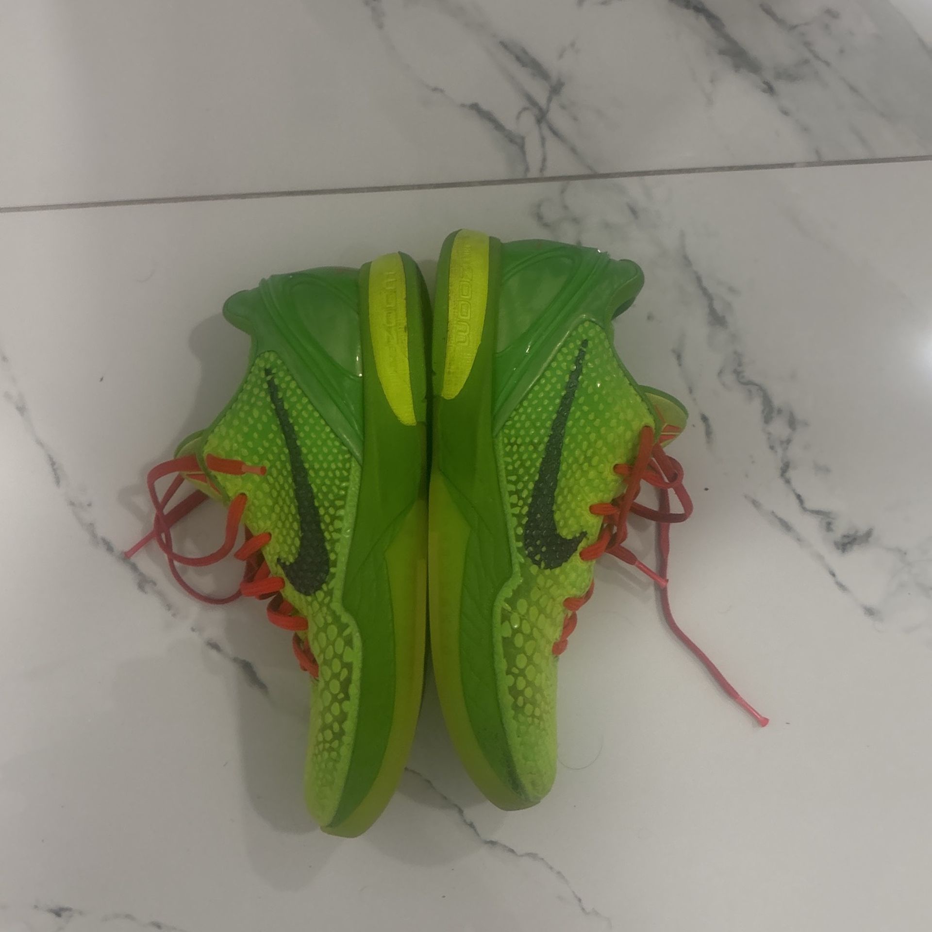 Kobe Grinches size 8.5