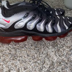 Nike Air VaporMax Plus TN Black Speed Red 2018 Shark Bite Mens for Sale in Conyers GA OfferUp